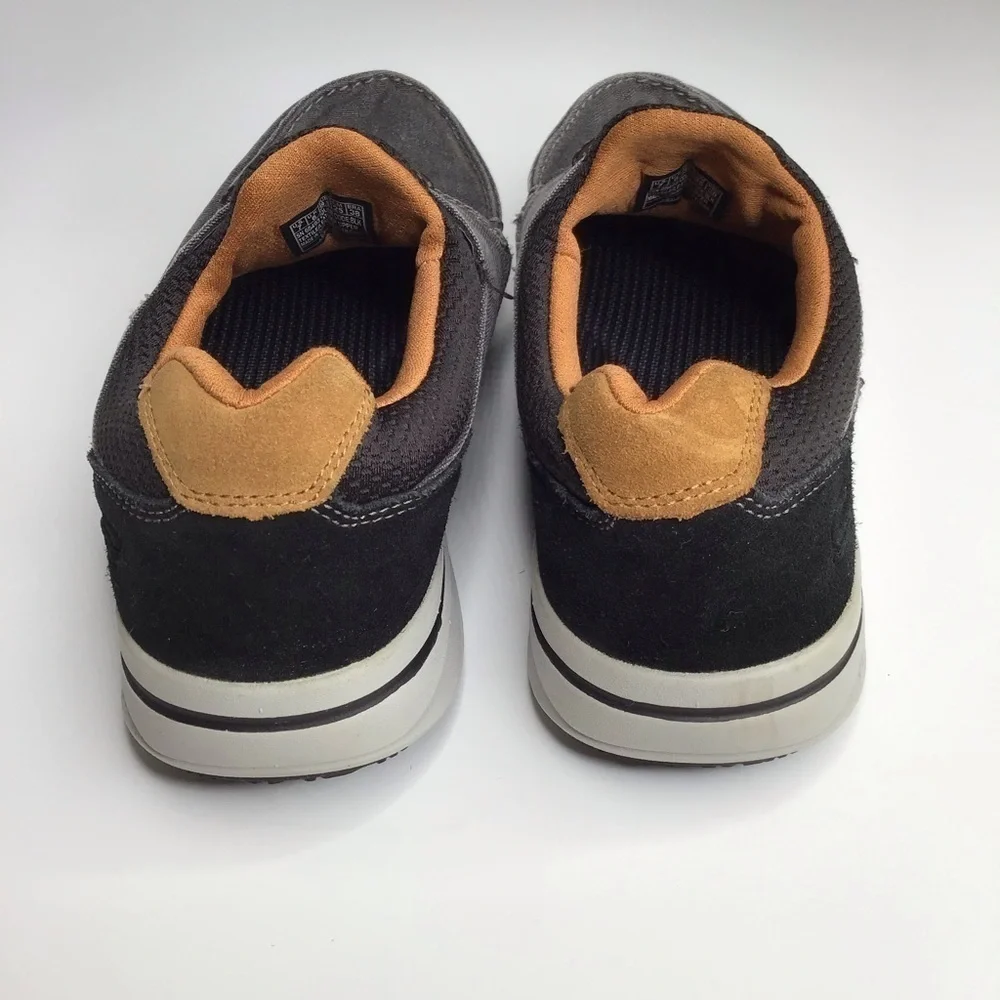 Skechers Relaxed Fit Elent-Mosen Boat Shoe.